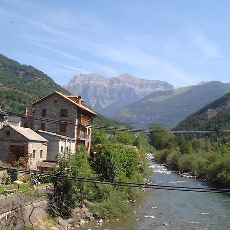 Apartamentos Valles Broto Pokoj fotografie